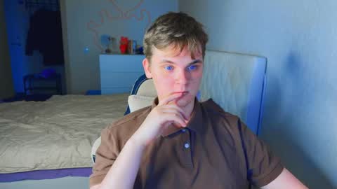 Snapshot of lucas_dany chatting on February 10, 2026, 12:31 pm Lucas Gill online show from February 10, 2026, 12:31 pm