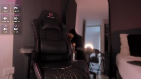   online show from March 4, 2026, 3:40 pm