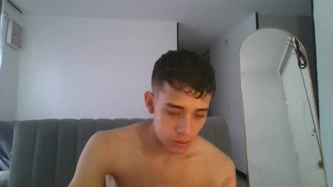 Lucas online show from April 23, 2026, 10:12 pm