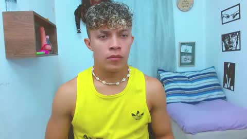 Lucas Luxx online show from October 14, 2025, 2:40 pm