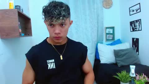 Snapshot of lucas_luxx1 chatting on January 19, 2026, 12:53 pm Lucas Luxx online show from January 19, 2026, 12:53 pm