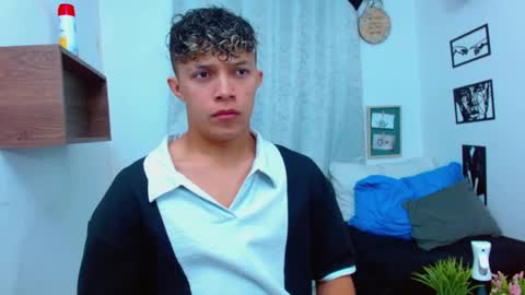 Snapshot of lucas_luxx1 chatting on February 5, 2026, 12:10 pm Lucas Luxx online show from February 5, 2026, 12:10 pm