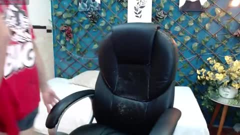LucassSmith11 online show from May 15, 2026, 10:17 pm