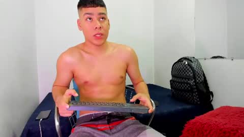 LUCAS TORREZ online show from June 27, 2026, 7:41 pm