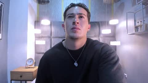 Snapshot of luccagrey chatting on November 8, 2025, 12:16 pm luccagrey online show from November 8, 2025, 12:16 pm