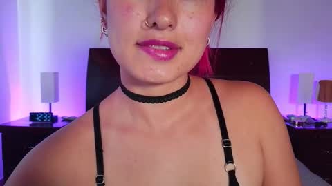 Luccy online show from February 2, 2026, 5:33 pm