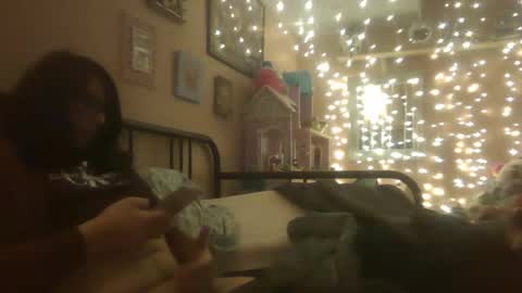 Snapshot of luceatiel chatting on April 2, 2026, 4:43 am Luceatiel Queen of Spades online show from April 2, 2026, 4:43 am