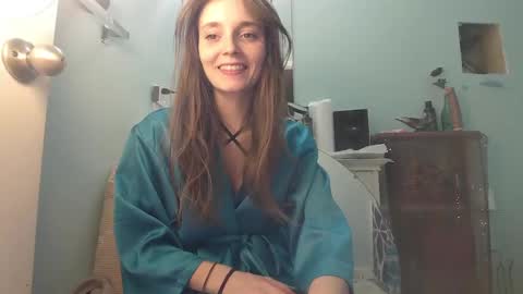 Luci Layne online show from February 16, 2025, 2:53 am