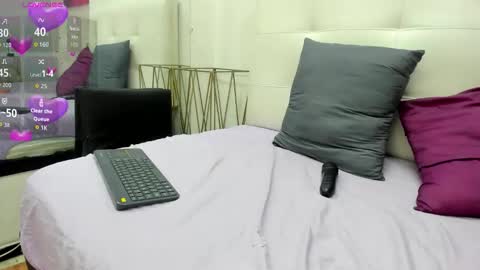 Snapshot of lucia78shy chatting on October 17, 2025, 4:53 pm lucia78shy online show from October 17, 2025, 4:53 pm