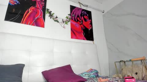 Snapshot of lucia78shy chatting on October 23, 2025, 7:07 am lucia78shy online show from October 23, 2025, 7:07 am