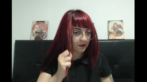 Lulu DCarton online show from April 4, 2026, 4:11 am