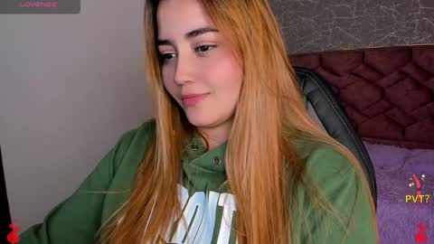 Snapshot of lucia_star_ chatting on January 24, 2025, 5:10 am lucia star online show from January 24, 2025, 5:10 am
