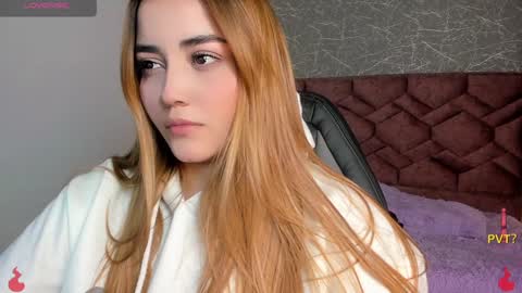 Snapshot of lucia_star_ chatting on January 28, 2025, 7:53 pm lucia star online show from January 28, 2025, 7:53 pm