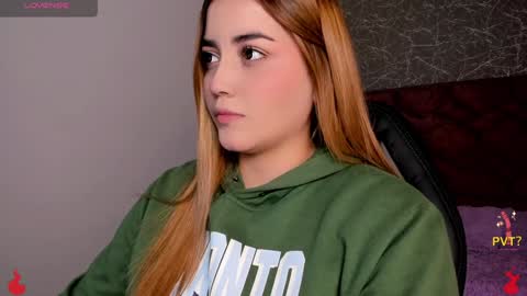 Snapshot of lucia_star_ chatting on January 30, 2025, 7:26 pm lucia star online show from January 30, 2025, 7:26 pm