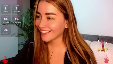 Snapshot of lucia_star_ chatting on October 14, 2025, 4:24 am lucia star online show from October 14, 2025, 4:24 am