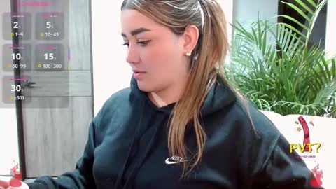 Snapshot of lucia_star_ chatting on November 7, 2025, 2:33 am lucia star online show from November 7, 2025, 2:33 am