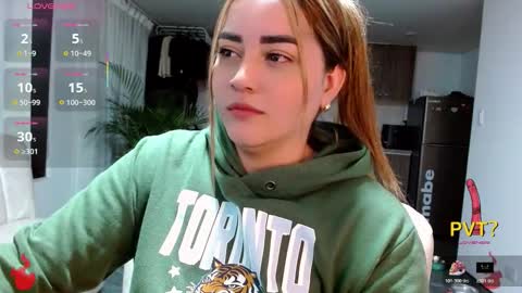 Snapshot of lucia_star_ chatting on November 14, 2025, 1:15 am lucia star online show from November 14, 2025, 1:15 am