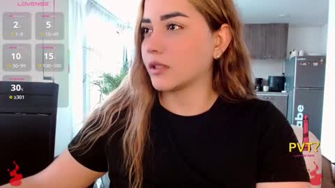 Snapshot of lucia_star_ chatting on November 15, 2025, 2:57 pm lucia star online show from November 15, 2025, 2:57 pm