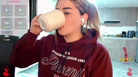 Snapshot of lucia_star_ chatting on November 18, 2025, 1:55 am lucia star online show from November 18, 2025, 1:55 am