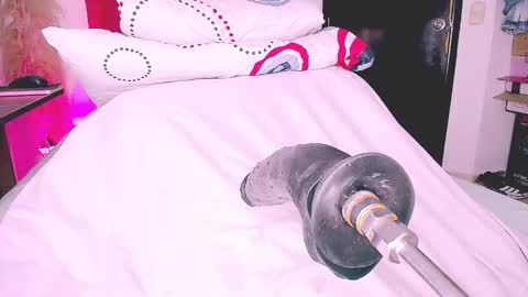 luciaaah online show from September 29, 2025, 9:08 pm