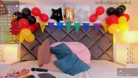 Snapshot of luciacollinss_ chatting on September 26, 2025, 12:09 pm Lucia online show from September 26, 2025, 12:09 pm