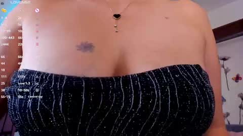 Lucia  online show from October 2, 2025, 7:43 pm