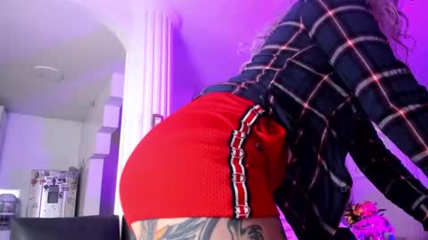 Luciana Evans online show from September 29, 2025, 6:57 pm