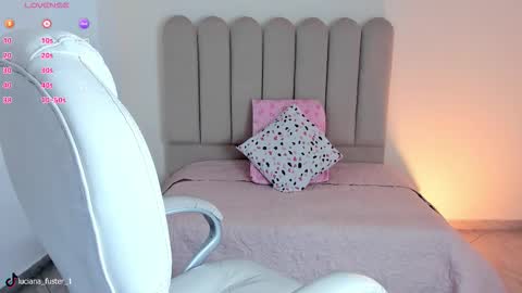 Luciana online show from December 3, 2025, 3:47 am