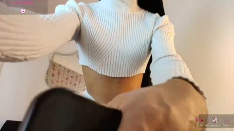 luciana_glow online show from April 12, 2026, 3:00 am