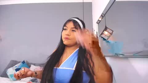 Luciana  online show from September 30, 2025, 2:33 pm