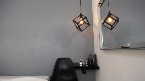 Luciana  online show from November 10, 2025, 1:21 pm