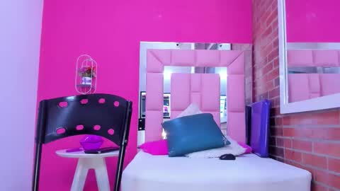 Luciana online show from March 21, 2026, 8:19 am