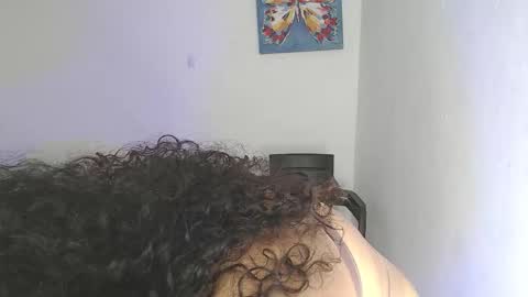 Snapshot of luciana_keating chatting on November 29, 2025, 9:40 pm luciana online show from November 29, 2025, 9:40 pm