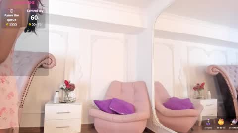 Luciana online show from September 29, 2025, 8:35 pm