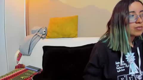 Dani 3 online show from October 16, 2025, 1:06 am