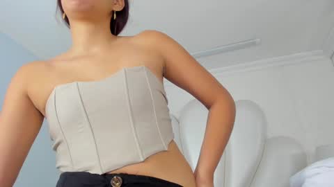 Snapshot of lucianacarter chatting on December 18, 2024, 11:56 am online show from December 18, 2024, 11:56 am