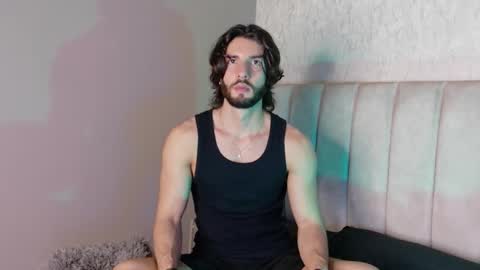 Luciano online show from September 28, 2025, 12:49 am