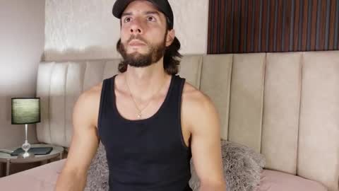 Luciano online show from October 18, 2025, 9:04 pm