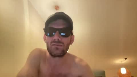Snapshot of lucianopc chatting on July 7, 2026, 7:23 am lucianopc online show from July 7, 2026, 7:23 am