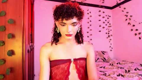 Lucy or Lucian 3 Come to my social Links3   online show from September 30, 2025, 3:33 am