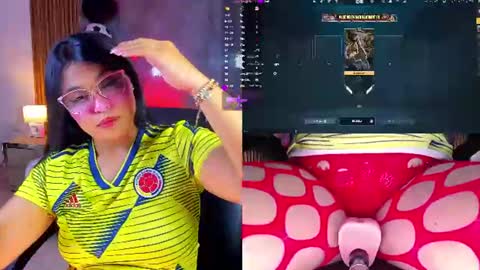 Snapshot of luciareid chatting on July 7, 2026, 12:53 pm Lucia online show from July 7, 2026, 12:53 pm