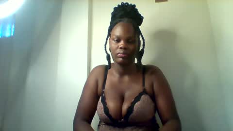 Snapshot of luciaresa chatting on July 7, 2026, 8:51 am luciaresa online show from July 7, 2026, 8:51 am