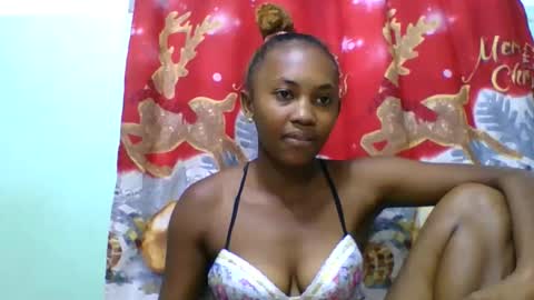Snapshot of lucie196645 chatting on June 7, 2026, 5:33 am lucie196645 online show from June 7, 2026, 5:33 am
