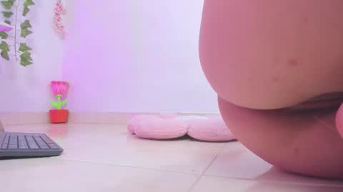 Lucie Grey online show from October 31, 2025, 1:34 pm