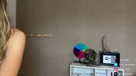 Lucie hot follow me on  online show from September 21, 2025, 8:38 am