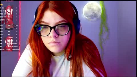 Snapshot of lucie_nicolls chatting on February 6, 2025, 11:10 am Lucie online show from February 6, 2025, 11:10 am