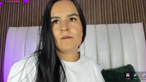 Snapshot of luciemillerr chatting on June 20, 2026, 7:05 pm lucie online show from June 20, 2026, 7:05 pm