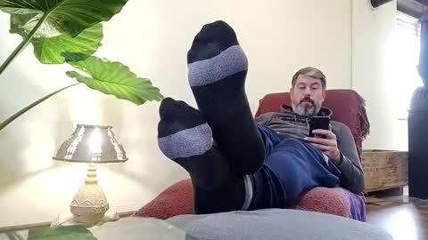 Lucifergotharder online show from November 12, 2025, 11:32 am