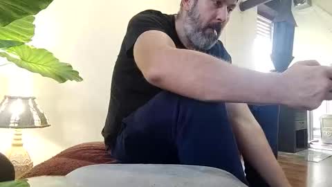 Lucifergotharder online show from November 19, 2025, 12:16 pm