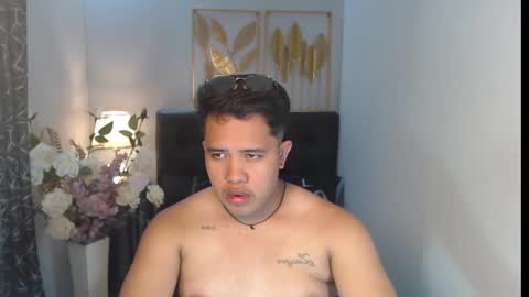 Luciferhotcum online show from February 4, 2025, 3:36 pm